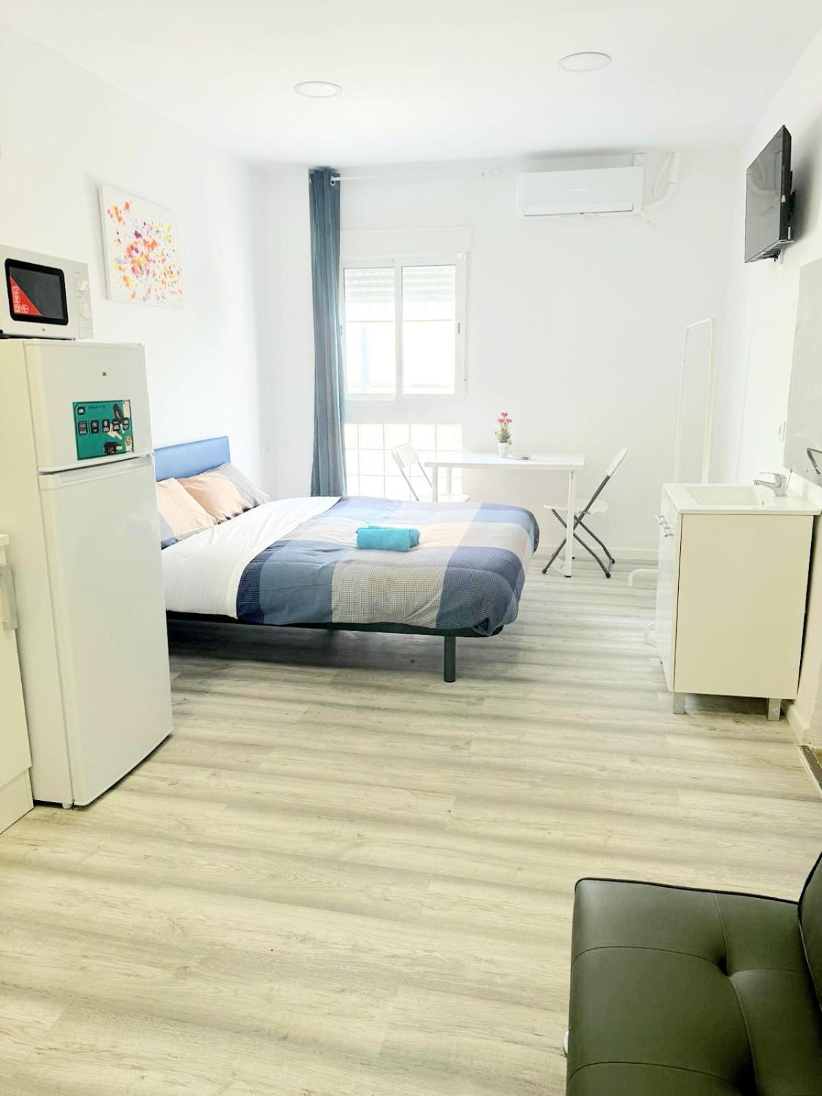 Apartamentos Aeropuerto Valencia Manises Eksteriør bilde